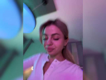 Nataliecroys bongacams stream image