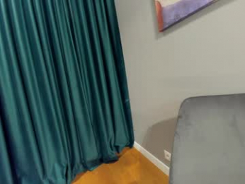 ehotlovea chaturbate stream image