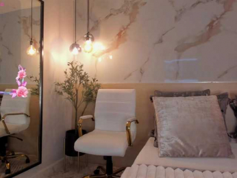 leathompson1 bongacams stream image