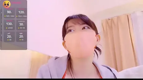 maii- stripchat stream image