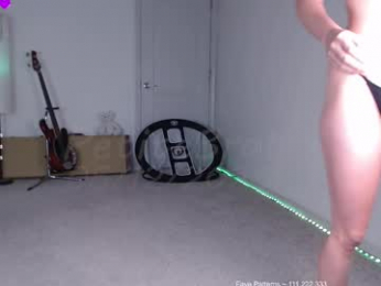 petitebrat chaturbate stream image