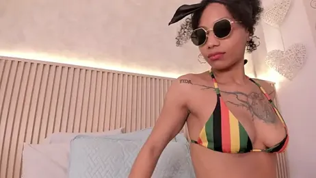 daiana_curly stripchat stream image