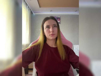 Unearthly bongacams stream image