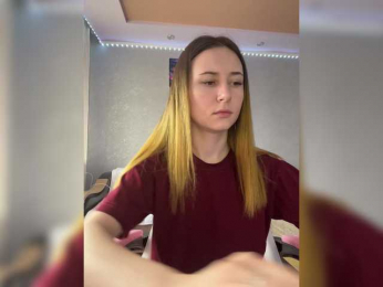 Unearthly bongacams stream image