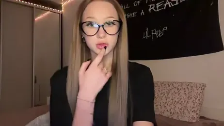 ur_molly stripchat stream image