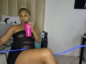 Pearl_00 stripchat stream image