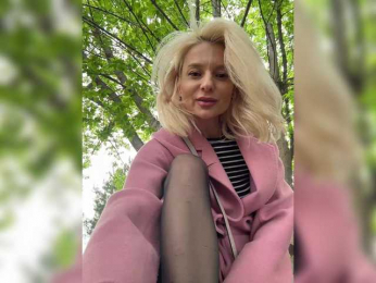 -Molly- bongacams stream image