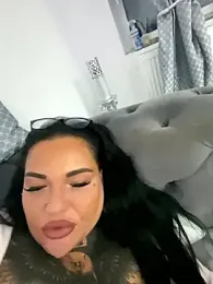 _MelinaCurves_ stripchat stream image