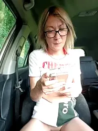 Timide_girl2 stripchat stream image