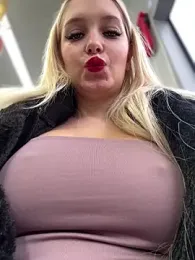 Milkyy_wway stripchat stream image