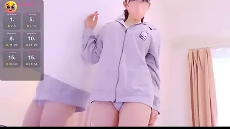 maii- stripchat stream image