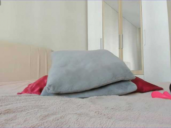 sweetyvikki bongacams stream image