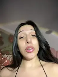 kiaraglam2 stripchat stream image