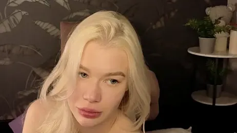 Lolly_girll stripchat stream image