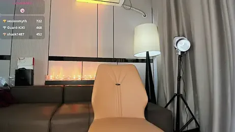 Kiki--2025 stripchat stream image