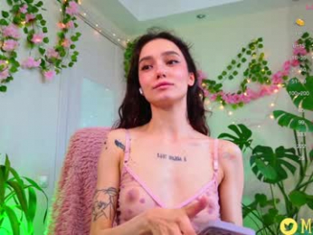 breeding_material chaturbate stream image