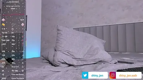 Shiny_Jennifer stripchat stream image